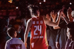 篮球_比赛预测_录像回放