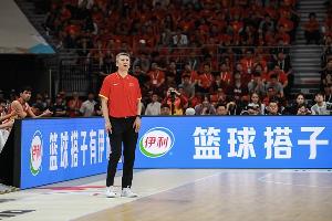 篮球_首发阵容官宣_战术复盘拆解