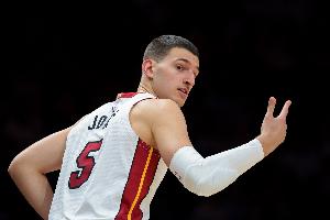 乐球直播NBA直播免费观看高清_比赛预测_录像回放
