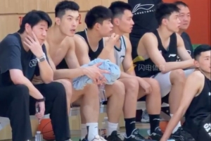 辛纳vs施特鲁夫直播_全场进球集锦_现场高清回放