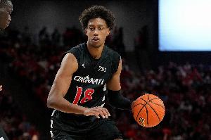 乐球直播nba免费观看高清版下载安装苹果_超清无插件信号_前方伤停情报