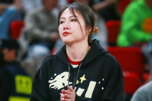 01直播NBA吧_JRS极速信号_中文解说原声