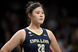 中国女排vs加拿大女排免费直播_超清无插件信号_前方伤停情报