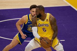 球帝nba直播吧_比分文字直播_移动端免下载