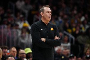 蜘蛛直播nba直播在线直播间小狐狸_首发阵容官宣_战术复盘拆解
